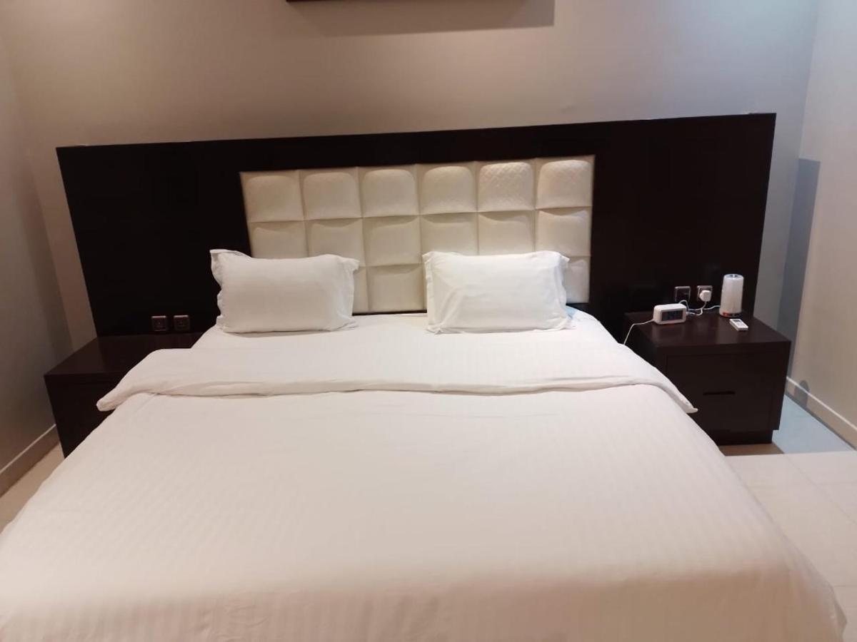 Darina Serviced Apartments リヤード エクステリア 写真