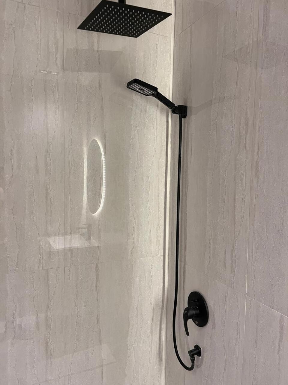 Darina Serviced Apartments リヤード エクステリア 写真